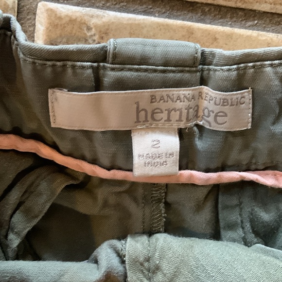Banana republic, size 2 khaki shorts - Picture 2 of 2